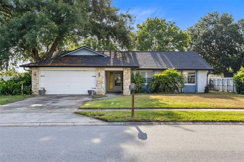 553 Mellowood Avenue, ORLANDO, FL, 32825 | Card Image