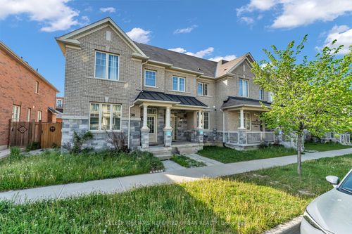 36 Ledger Point Cres, Brampton, ON, L6R3W3 | Card Image