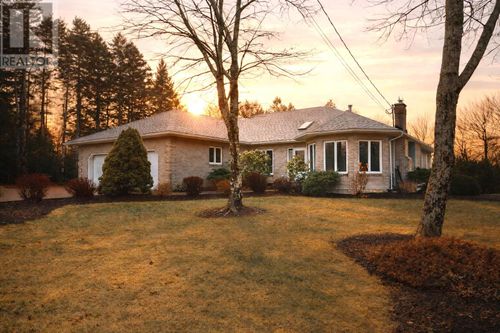 211 Kingswoods Drive, Hammonds Plains, NS, B4B1L2 | Card Image