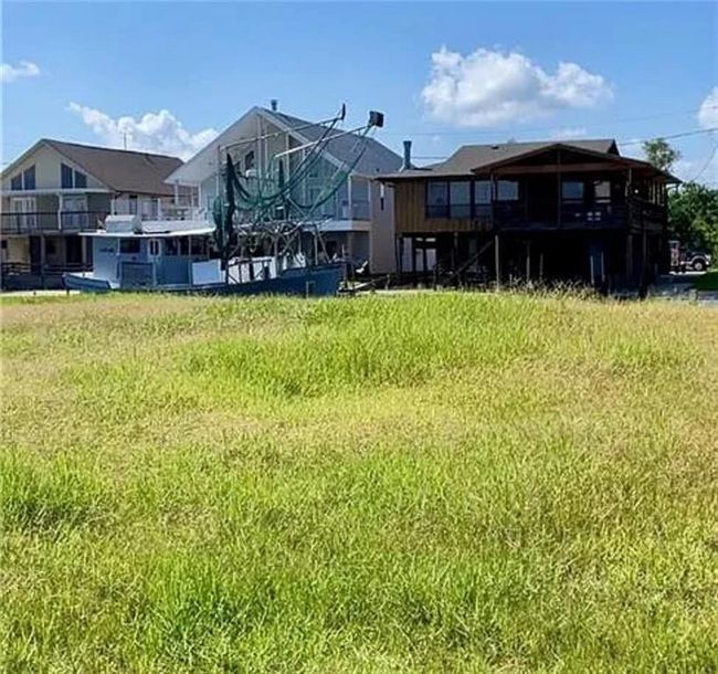 4896 Deborah Ann Dr, Home with 0 bedrooms, 0 bathrooms and null parking in Barataria LA | Image 4