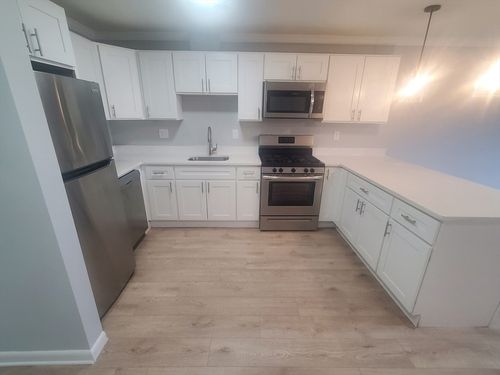apt-23-55 David Ter, Norwood, MA, 02062-3900 | Card Image