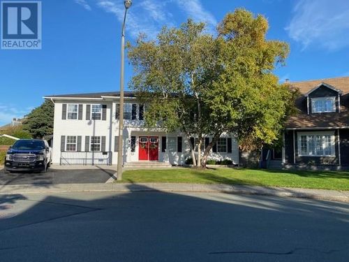25 Mountbatten Dr, Saint Johns, NL, A1A3Y1 | Card Image