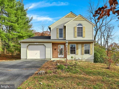 1751 Oak Ct, ORWIGSBURG, PA, 17961-9531 | Card Image