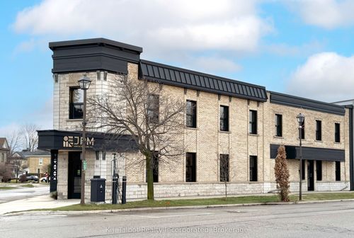 51 Kingston St, Goderich, ON, N7A3K3 | Card Image