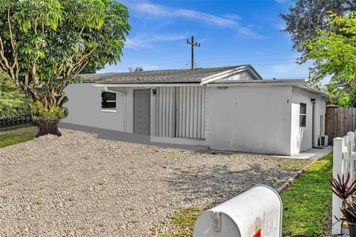 2-4328 Sw 49th Ct, Fort Lauderdale, FL, 33314-5631 | Card Image