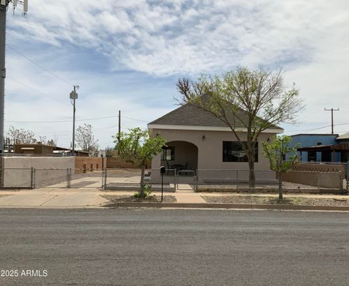 535 E 3rd St, Douglas, AZ, 85607-3114 | Card Image