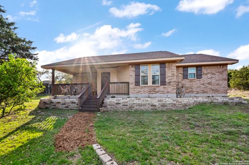 1135 Twisted Oak Ct, Canyon Lake, TX, 78133-1803 | Card Image