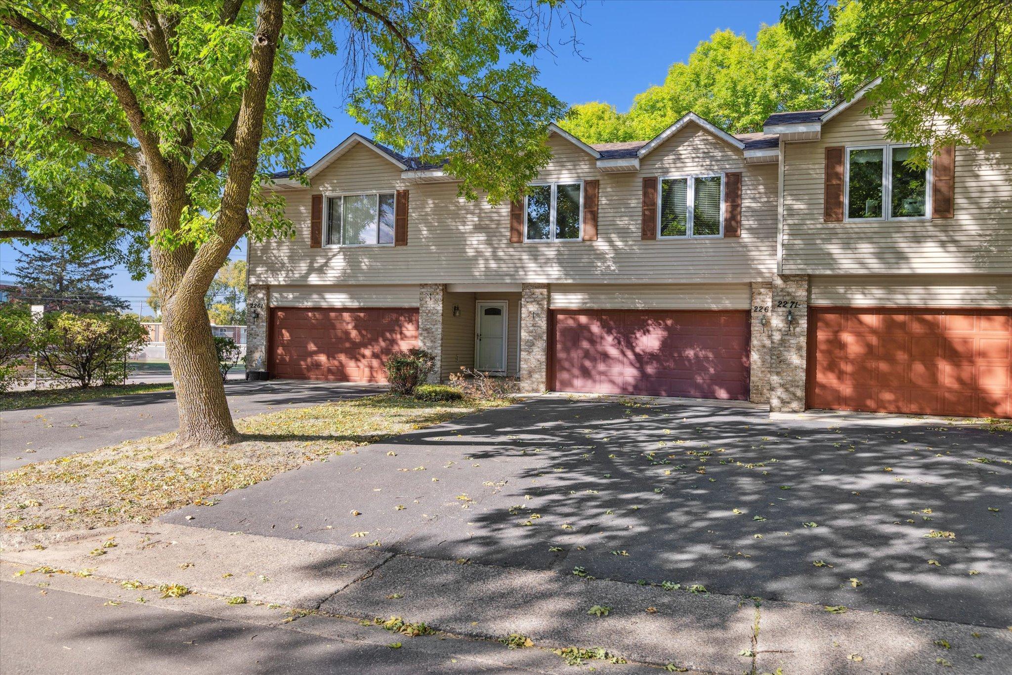 Shryer Ave, Saint Paul, MN 55109
