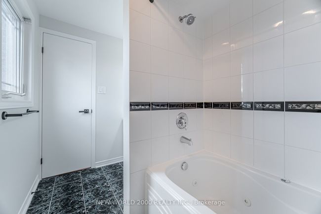 7221 Promenade Danton, House other with 5 bedrooms, 4 bathrooms and 3 parking in Mississauga ON | Image 28