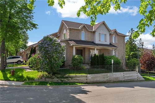 19-11 Pirie Dr, Dundas, ON, L9H6Z6 | Card Image