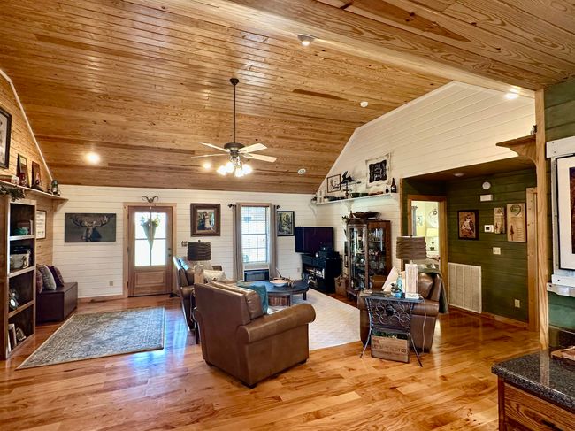 951 Highway 57 E, House other with 3 bedrooms, 2 bathrooms and null parking in Ramer TN | Image 13