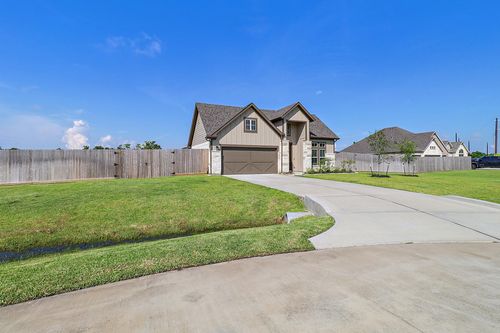 11615 E Wood Dr, Baytown, TX, 77523-0037 | Card Image