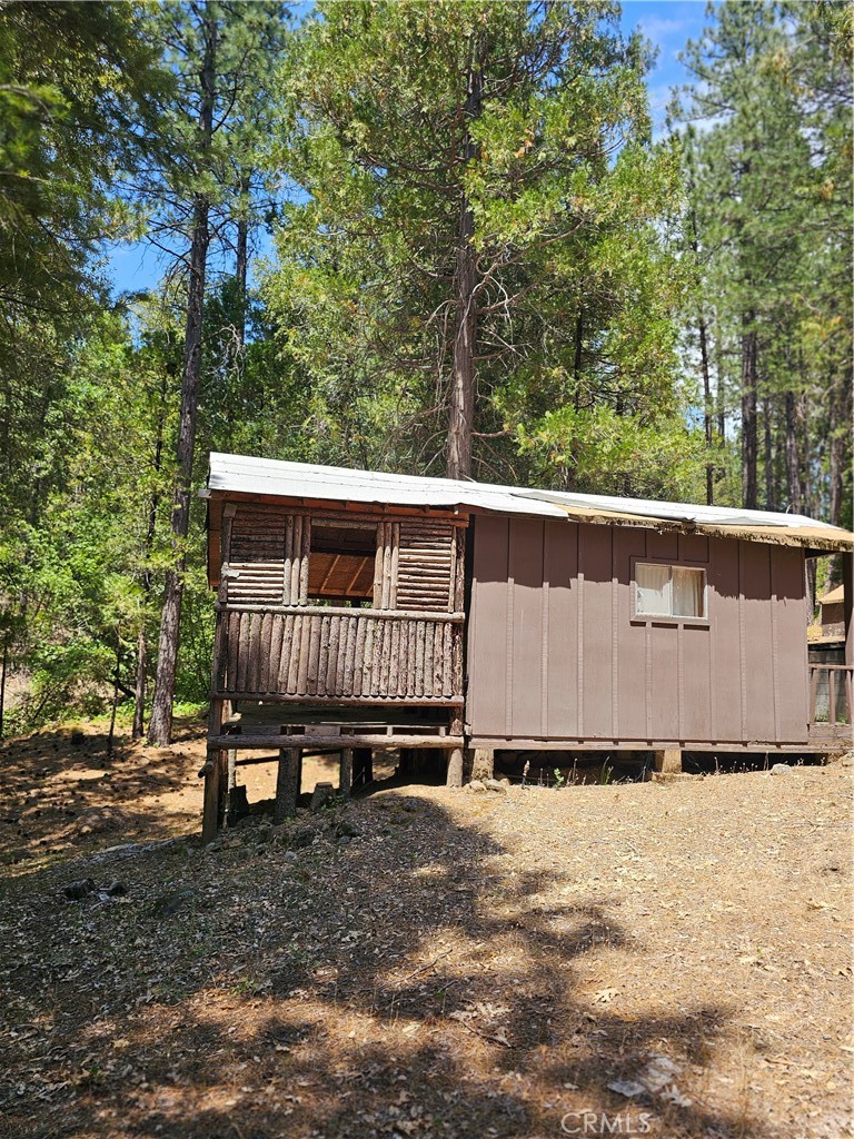 Land in Oak Run