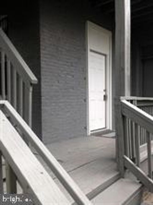 1-2012 Mount Royal Ter, BALTIMORE, MD, 21217-4806 | Card Image