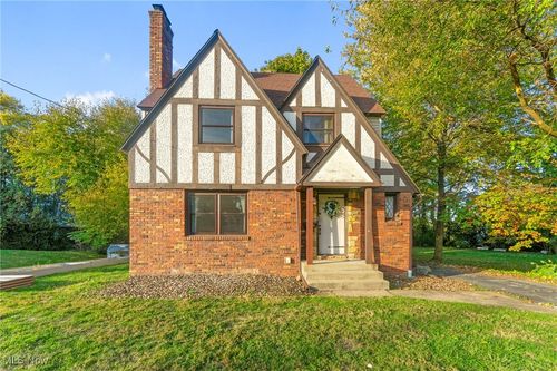 26 Marlindale Ave, Youngstown, OH, 44512-3411 | Card Image