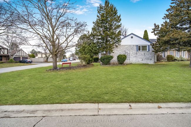 38 River View Dr, House other with 4 bedrooms, 3 bathrooms and 4 parking in Brampton ON | Image 41