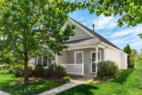 17-4759 Perlman St, Columbus, OH, 43228-9077 | Card Image