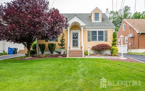 41 Clover Ave, Colonia, NJ, 07067-2006 | Card Image