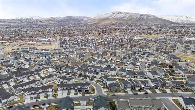 13192 S Lowick Ln, House other with 4 bedrooms, 4 bathrooms and 2 parking in Herriman UT | Image 44