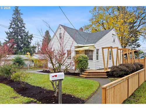 4830 Ne 60th Ave, Portland, OR, 97218-2613 | Card Image