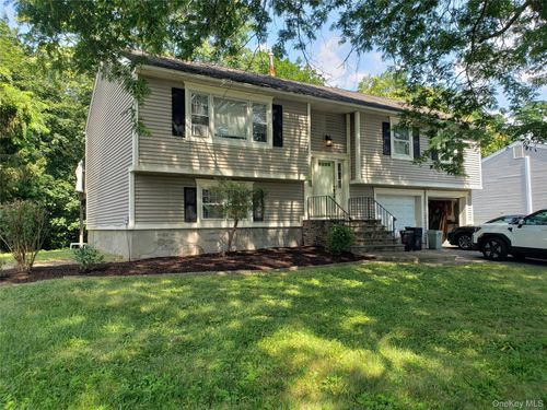 115 Harold Ave, Cornwall, NY, 12518-1204 | Card Image