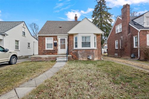 7555 Mayfair St, Taylor, MI, 48180-2604 | Card Image