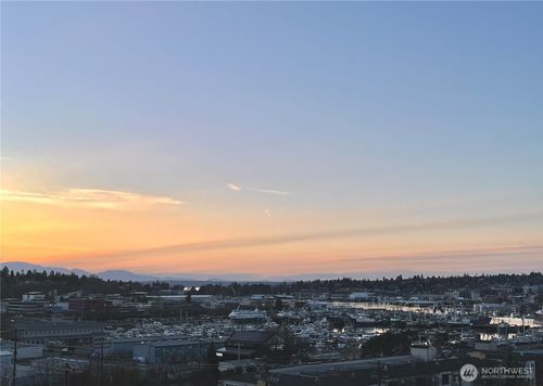 apt-c-3639 13th Ave W, Seattle, WA, 98119-1399 | Card Image