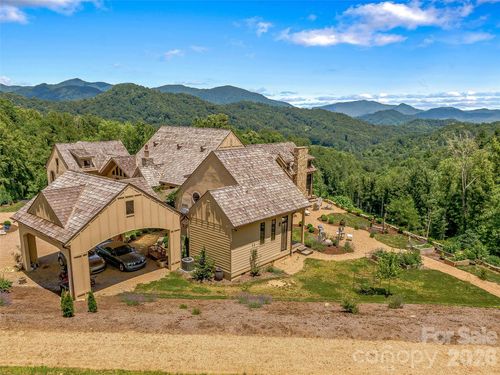384 Doan Town Rd, Burnsville, NC, 28714-5976 | Card Image