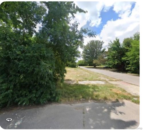 744 Annin St, Highland Park, MI, 48203-1556 | Card Image