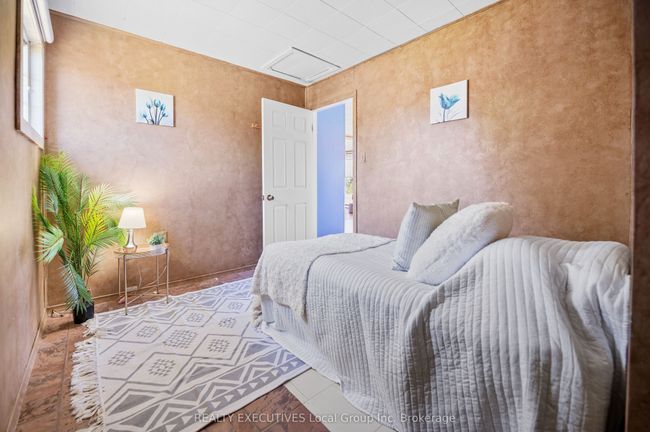 34 Ritchie Rd, House other with 3 bedrooms, 1 bathrooms and 6 parking in Cache Bay ON | Image 18