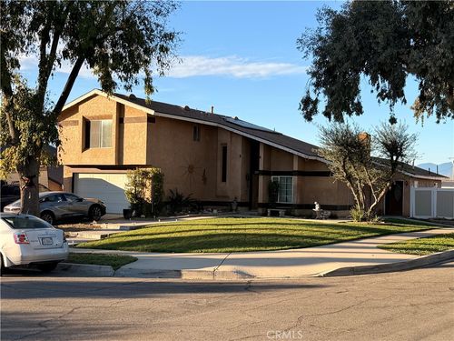 22170 Raven Way, Grand Terrace, CA, 92313-6028 | Card Image