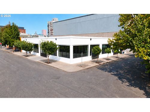 981 Se 8th Ave, Portland, OR, 97214 | Card Image