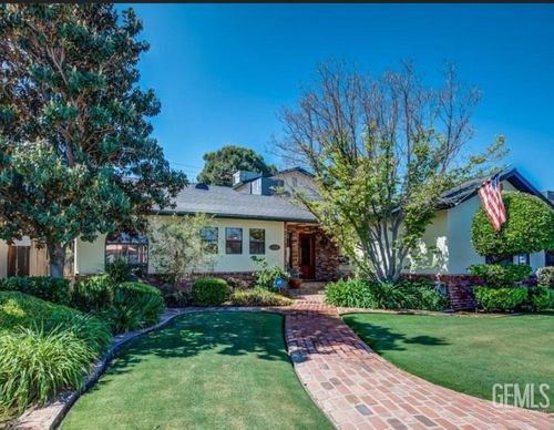 1222 9th Ave, Delano, CA, 93215-2332 | Card Image