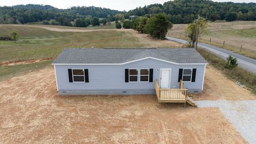 16 Maggie Way, Somerset, KY, 42503-5018 | Card Image