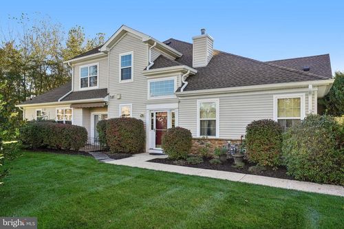 end-156 Copperfield Dr, Lawrence Township, NJ, 08648-2583 | Card Image