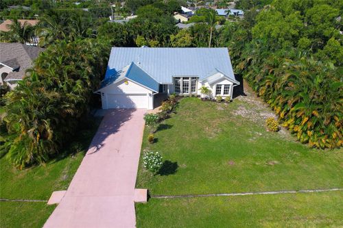 1785 Se Berkshire Blvd, Port St. Lucie, FL, 34952-7112 | Card Image