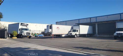 6414 Gayhart St, Commerce, CA, 90040-2506 | Card Image