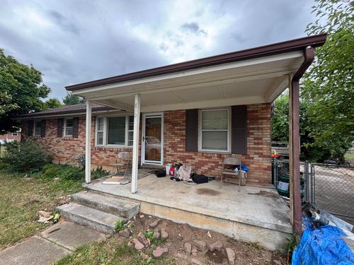 810 E Riverside Dr, Salem, VA, 24153-7004 | Card Image