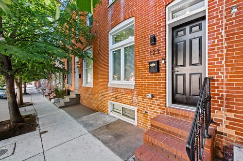 123 S Conkling St, BALTIMORE, MD, 21224-2412 | Card Image
