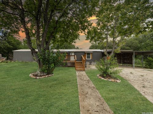 10323 Hillbrook Rd, Schertz, TX, 78108-3200 | Card Image