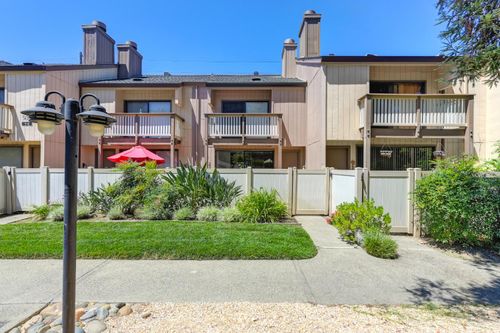apt-3-504 Woodside Oaks, Sacramento, CA, 95825-4829 | Card Image