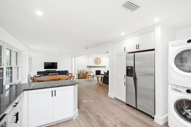 182 Beacon Ln, House other with 3 bedrooms, 2 bathrooms and null parking in Jupiter Inlet Colony FL | Image 11