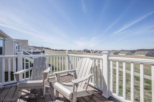 35 Lam Dr, Hamburg, NJ, 07419-1538 | Card Image