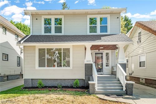 10421 Linnet Ave, Cleveland, OH, 44111-3865 | Card Image