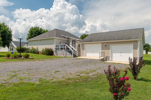 27 Ridgeline Dr, Fayetteville, TN, 37334-8077 | Card Image