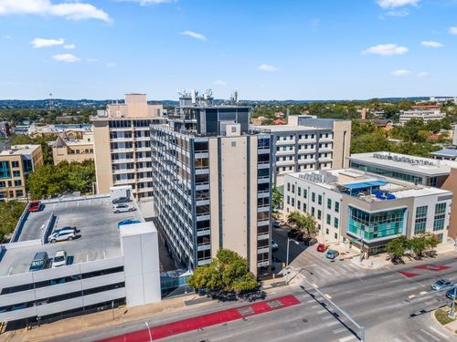 apt-203-1212 Guadalupe St, Austin, TX, 78701-1802 | Card Image