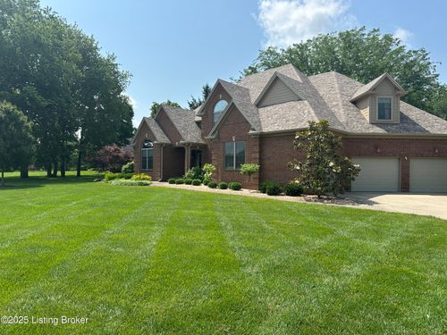 5020 Lupreese Ln, Versailles, KY, 40383-8815 | Card Image