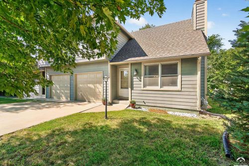 3622 W 10th St, Lawrence, KS, 66049-3227 | Card Image