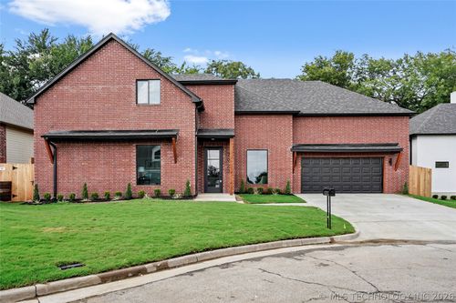 7923 E 26th Pl, Tulsa, OK, 74129-2424 | Card Image