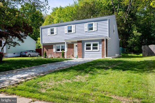 21 Dixmont Ave, EWING, NJ, 08618-1811 | Card Image